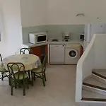Ξενοδοχείο με διαμερίσματα Liccia Di Furu